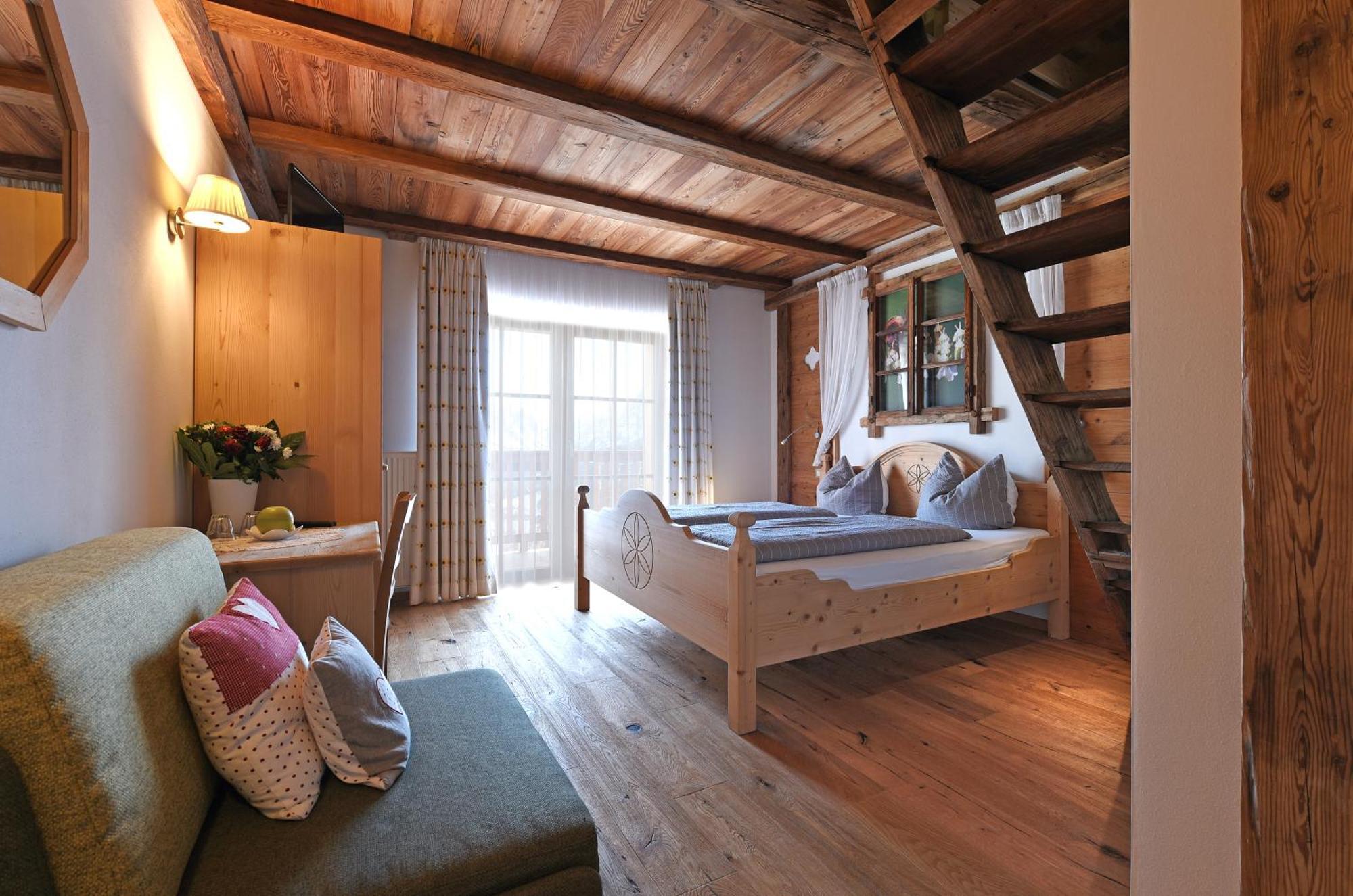 Agriturismo Soleseid Сан Вигилио ди Маребе Екстериор снимка