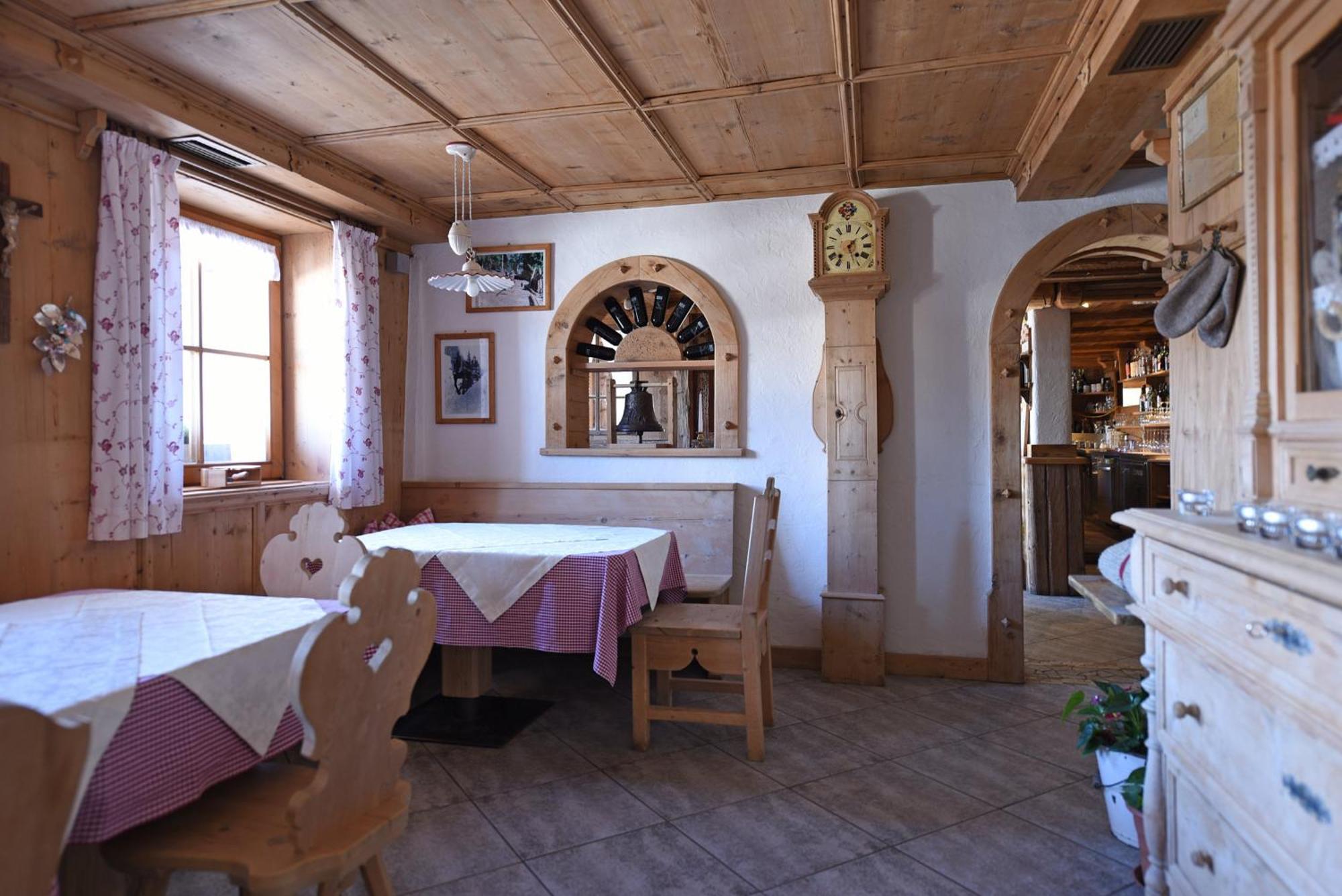 Agriturismo Soleseid Сан Вигилио ди Маребе Екстериор снимка